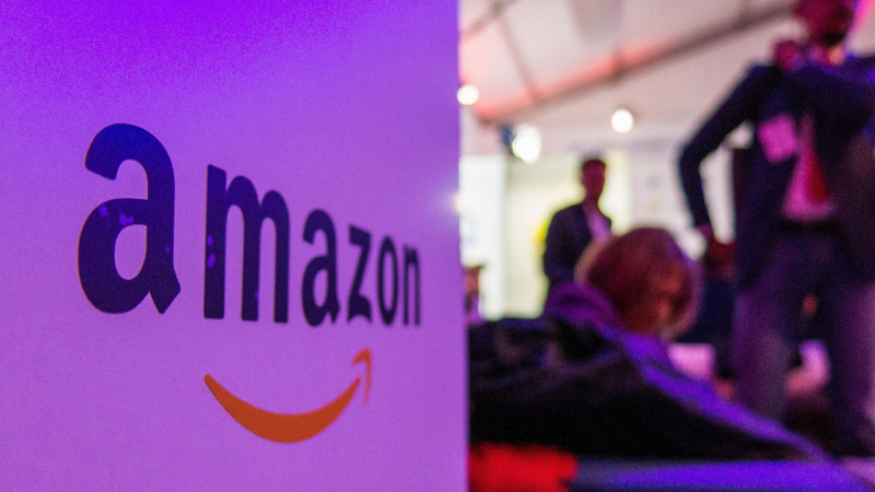 Amazon обвинили в дискриминации беременных сотрудниц