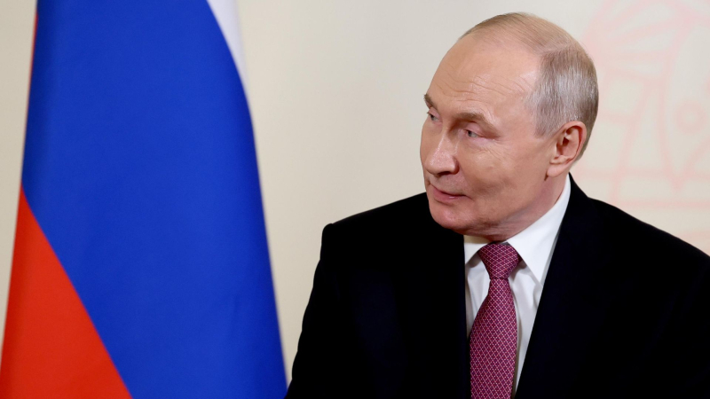 БРИКС утвердился среди центров глобального управления, заявил Путин