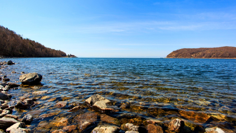 Глава Бурятии рассказал, на сколько лет хватит запасов воды в Байкале