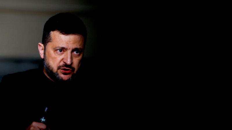 На Украине описали новую стратегию Зеленского цитатой из сказки