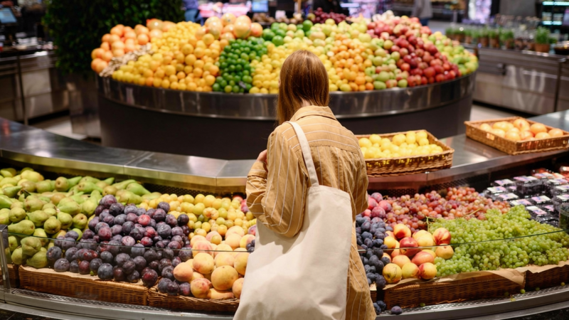 Назван самый подешевевший в августе продукт