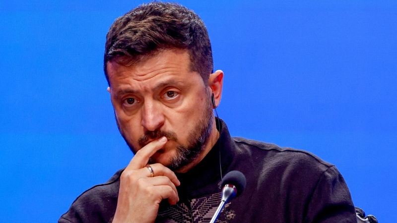 "Они обещают". К Зеленскому обратились с предложением о мире с Россией