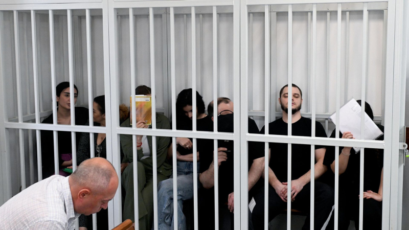 Похищавшие деньги у участников СВО лидер банды и его сообщник признали вину