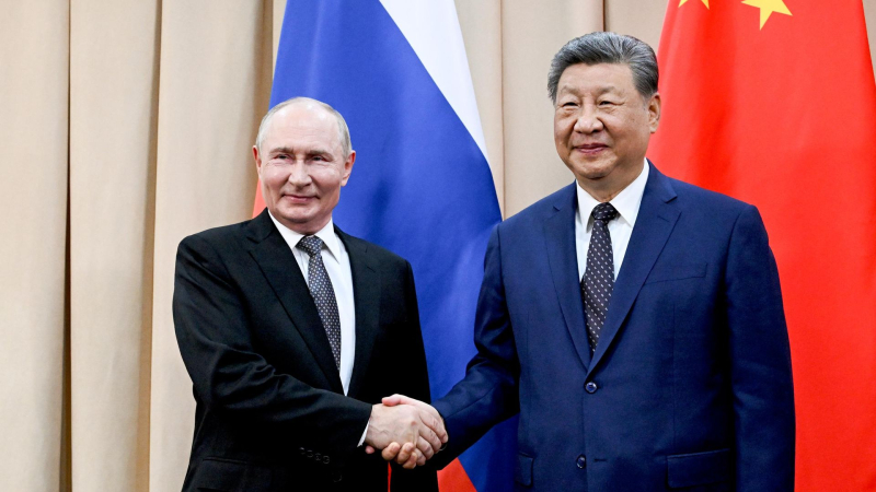 Политолог назвал встречу Путина и Си Цзиньпина гарантией успеха саммита ШОС