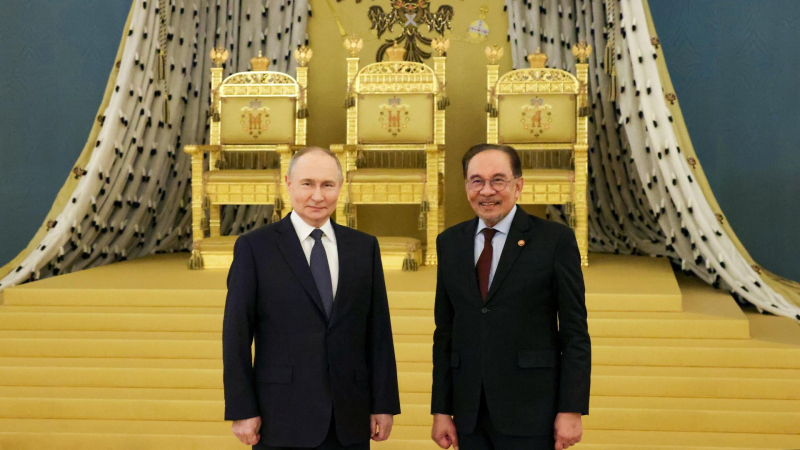 Путин отметил серьезные заделы для расширения сотрудничества с Малайзией