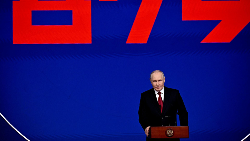 Путин поздравил школьницу, впервые в истории получившую 500 баллов на ЕГЭ