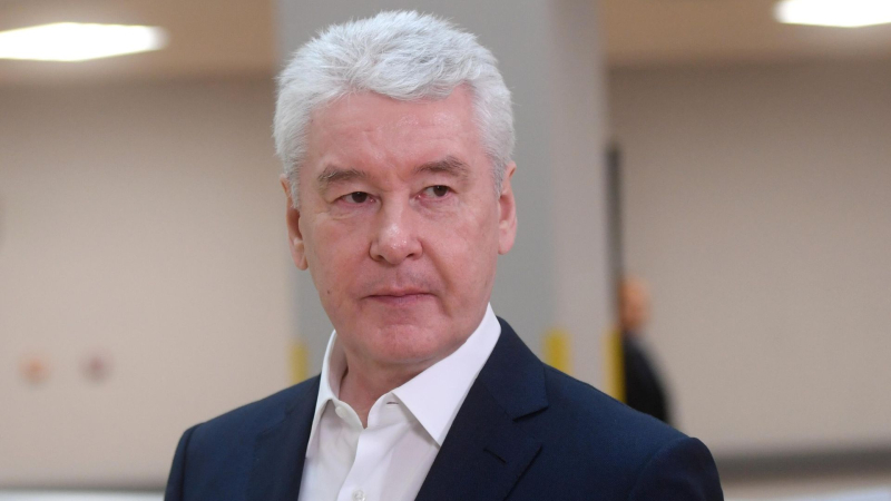 Собянин посетил Штаб общественной поддержки "Единой России"