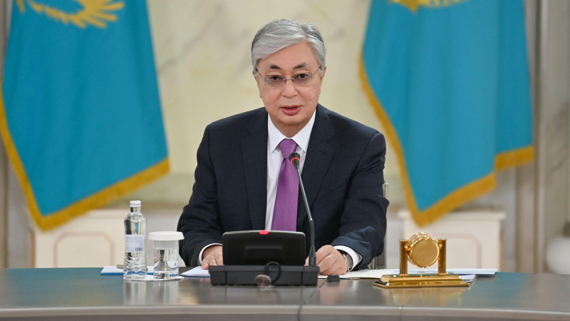 Токаев призвал к диалогу между ядерными державами