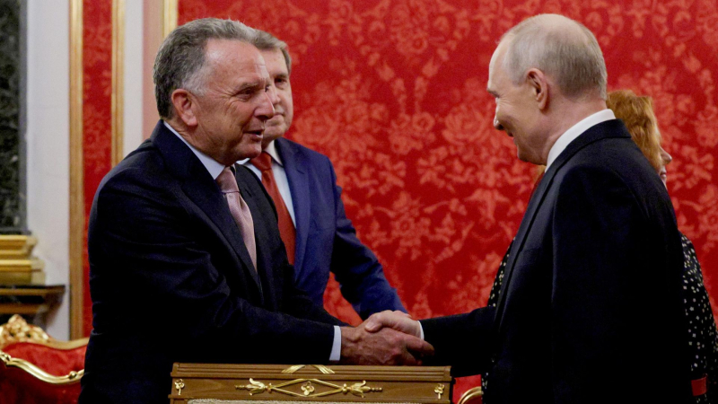 Уиткофф поблагодарил Путина за освобождение Гилмана